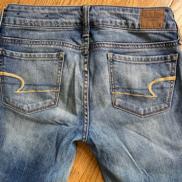 American Eagle Lowrise Jeans - Picture 6 of 10